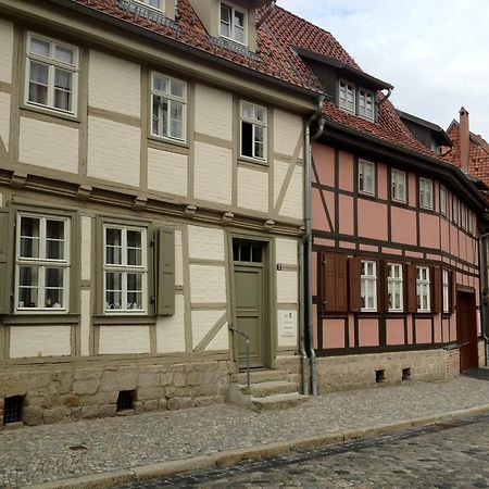 Urlaub Im Fachwerk - Klink Apartment Quedlinburg Luaran gambar