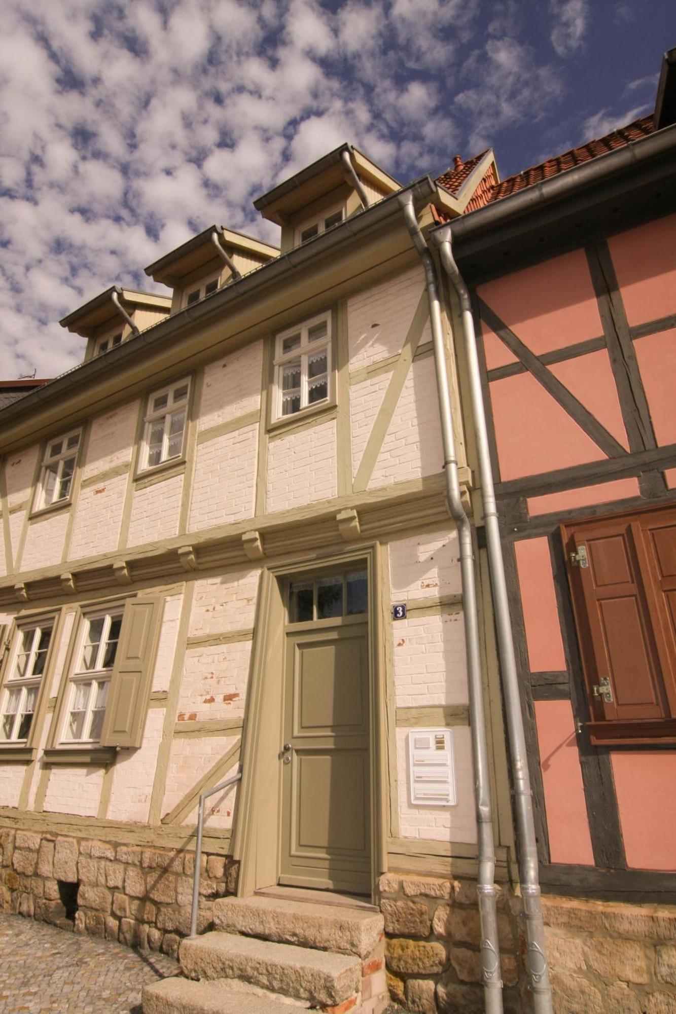 Urlaub Im Fachwerk - Klink Apartment Quedlinburg Luaran gambar