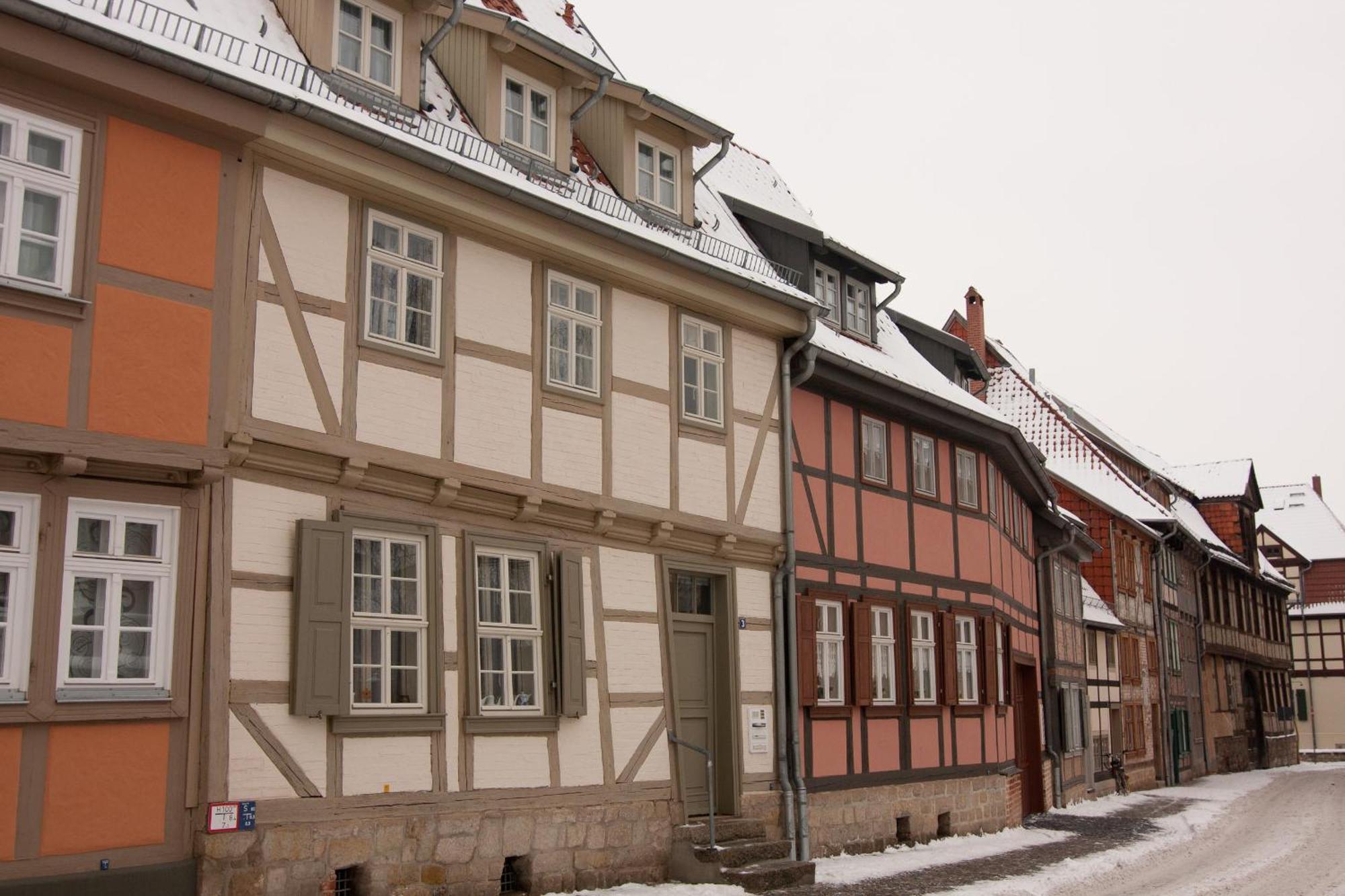Urlaub Im Fachwerk - Klink Apartment Quedlinburg Luaran gambar