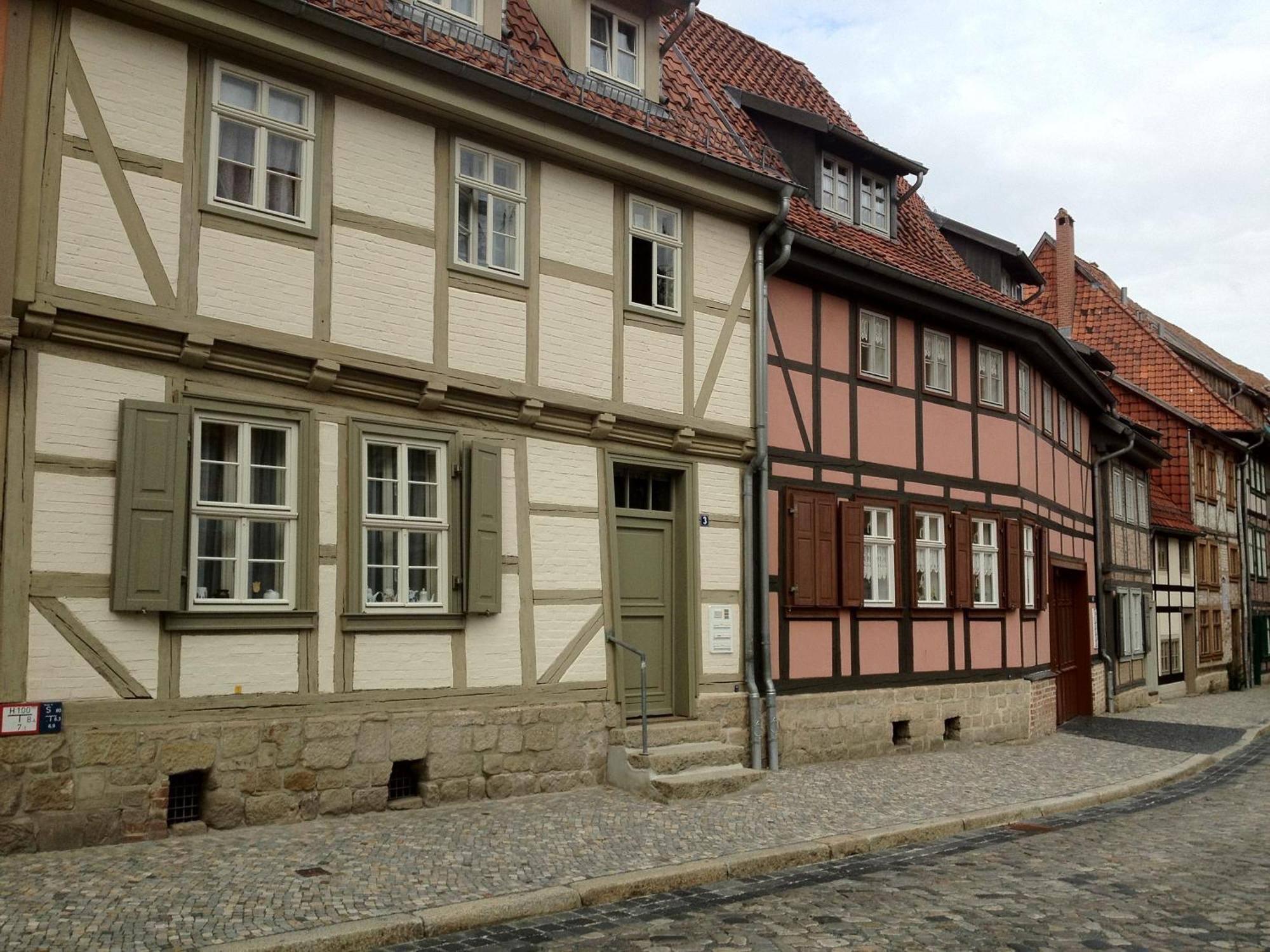Urlaub Im Fachwerk - Klink Apartment Quedlinburg Luaran gambar